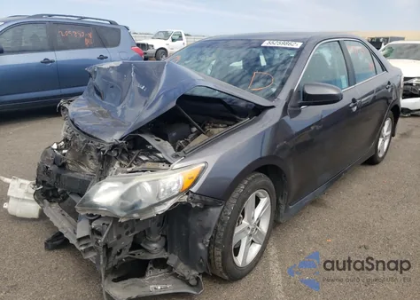 2012 Toyota Camry Base z USA, uszkodzony, nr VIN 4T1BF1FK1CU200481